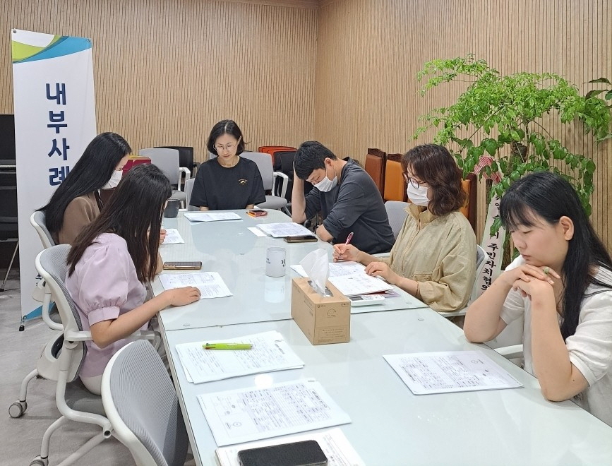 수원시 권선구 평동, 위기가정 지원 사례회의 개최